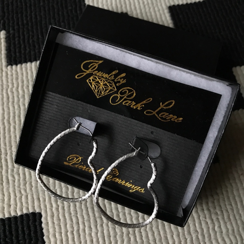 Vintage Jewels by Park Lane Heart Hoop Earrings